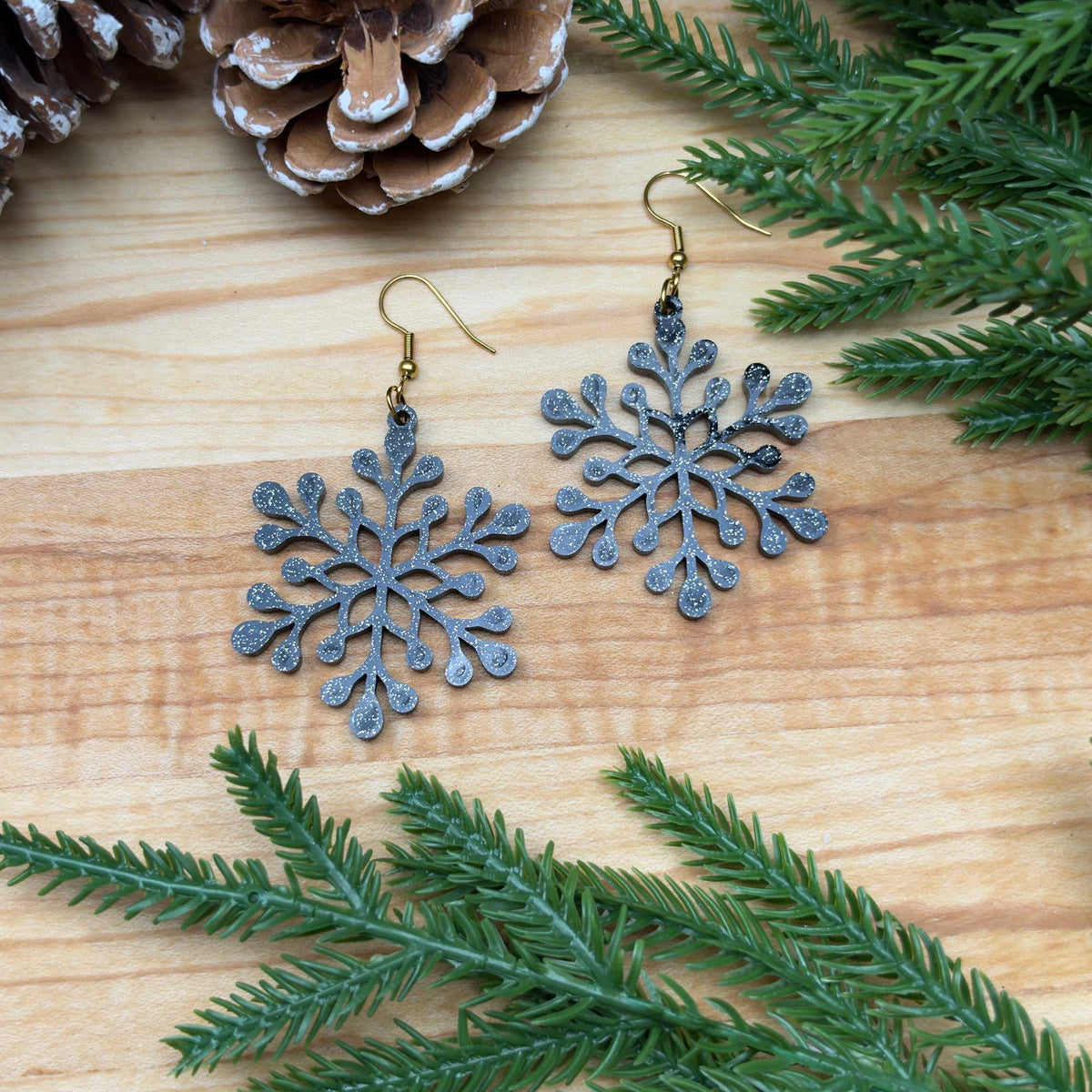 Rounded End Snowflake Earrings - Earrings - Chaos & Wit - Black