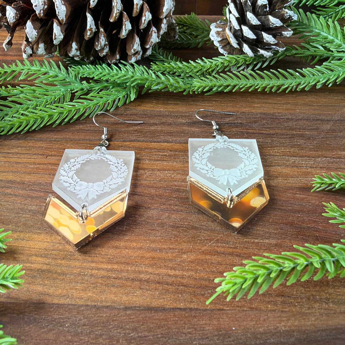 Wreath Arrow Earrings - Earrings - Chaos & Wit